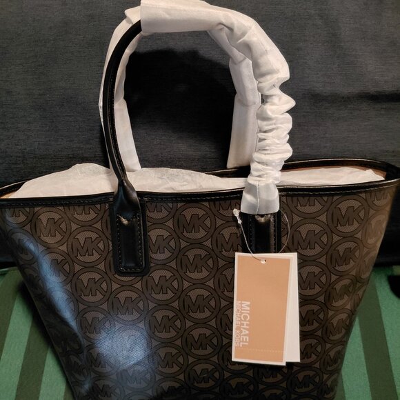 NWT Michael Kors Black Tote Bag - Picture 2 of 8